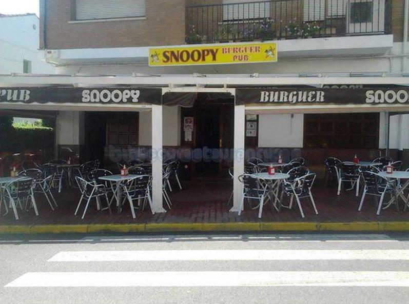 Burger Pub Snoopy